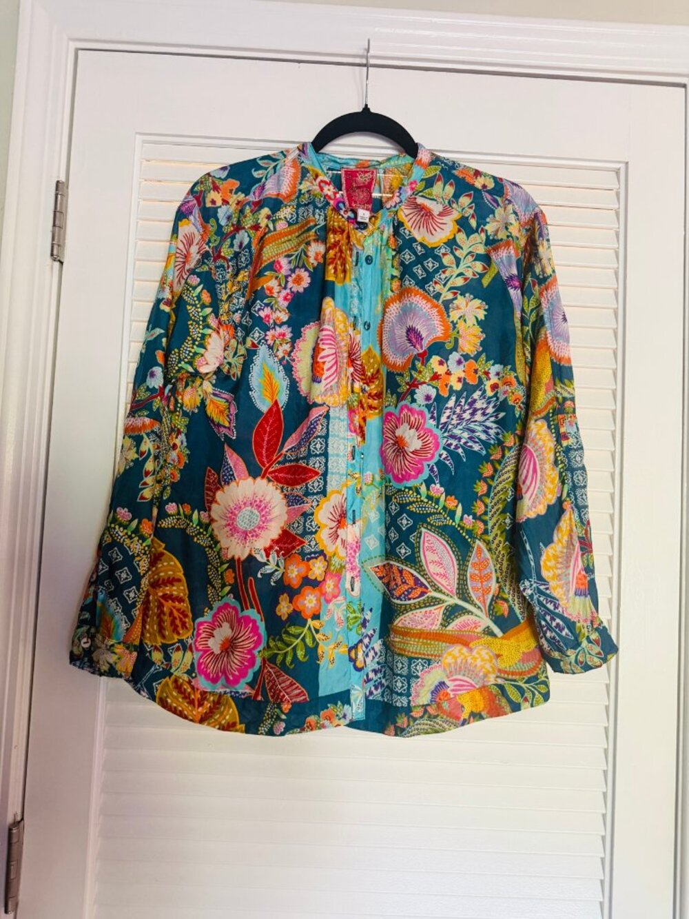 Johnny Was Silk Floral Blouse Size S Teal Blue Button Front